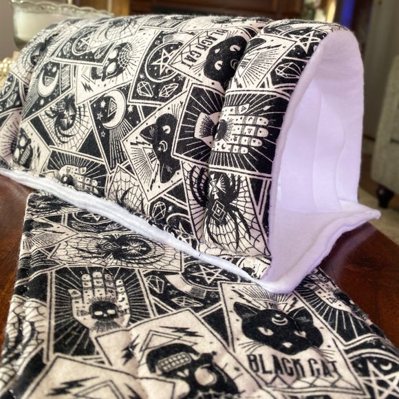 Small pet guinea pig hedgehog cozy hide - Picture 3 of 3